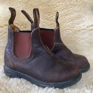Baby Blundstone size 7 toddler